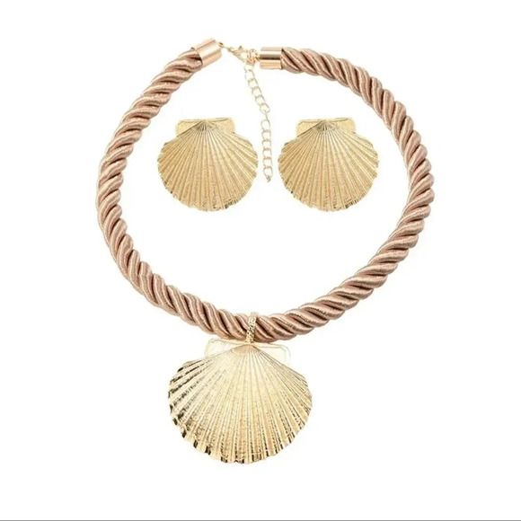 Seashell Gold Rope Chain Earrings Necklace Set - Picture 2 of 10